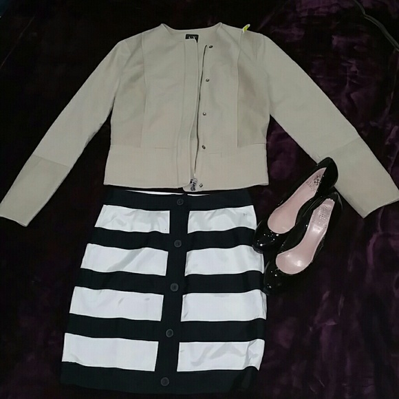 Club Monaco Stripe Skirt - Picture 2 of 8